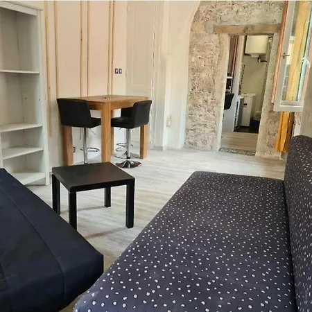 Апартаменты Cosy Centre De Тулон